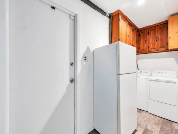 Luxurious 3-Bedroom Retreat in Hampton Bays - Your Coastal Escape Awaits